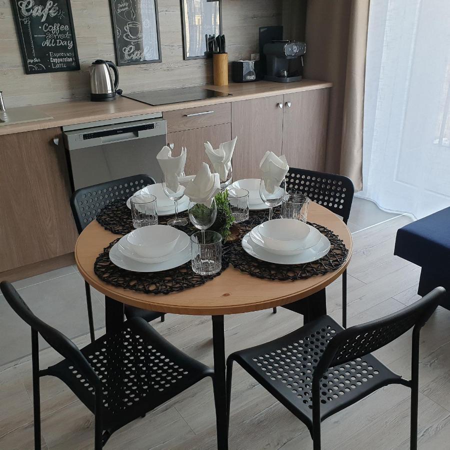 Q Apart Coral - Studio, Manufaktura, Parking Gratis, Tv Max, Fv, Gwarancja Zadowolenia Appartement Łódź Buitenkant foto
